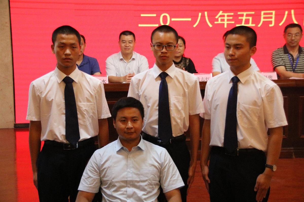 C:\Users\dell\Desktop\新建文件夹 (5)\新建文件夹 (3)\11.jpg