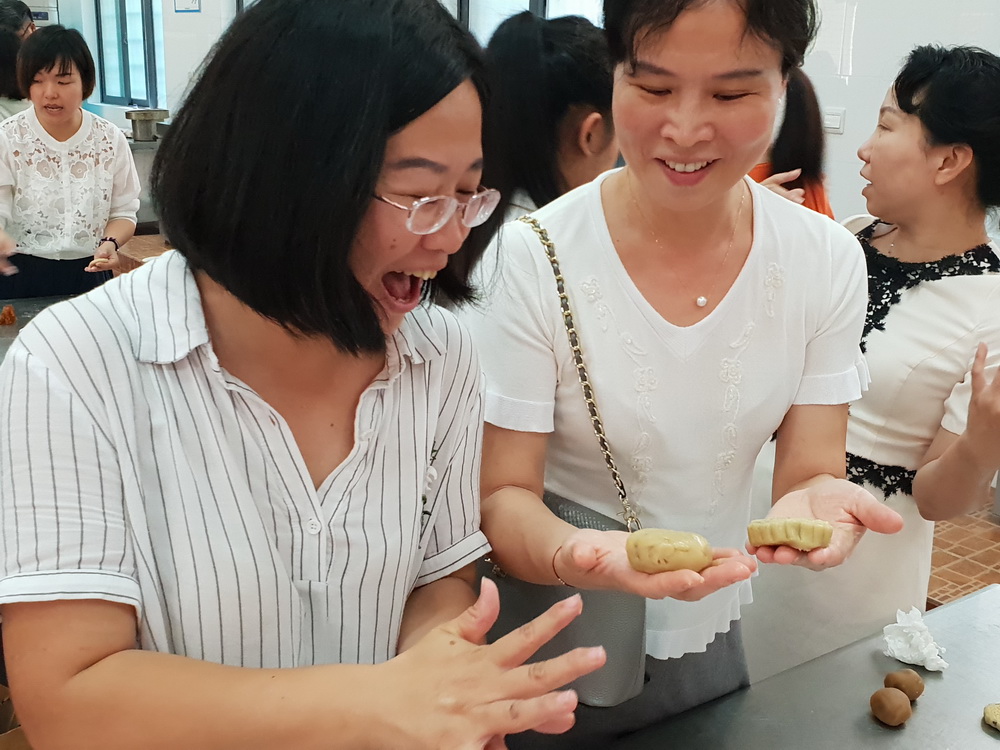 C:\Users\Administrator\Desktop\新建文件夹 (2)\微信图片_20180929224820.jpg