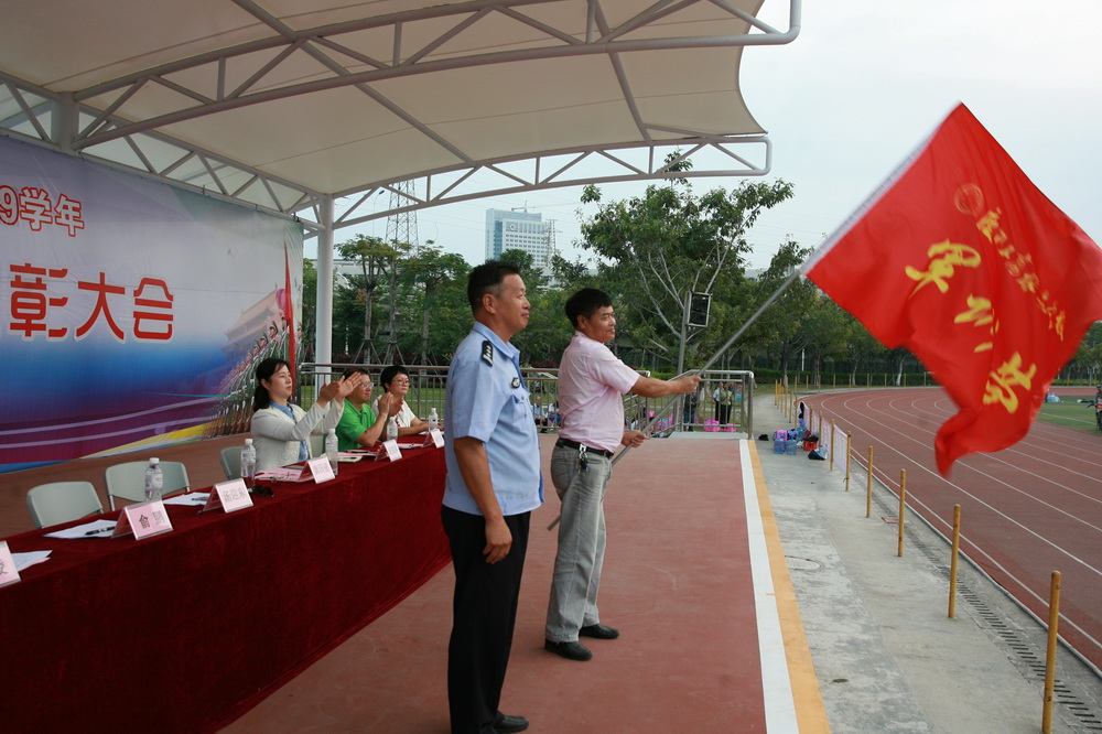 C:\Users\Administrator\Desktop\军训会操照片\军训会操照片\IMG_3392.JPG
