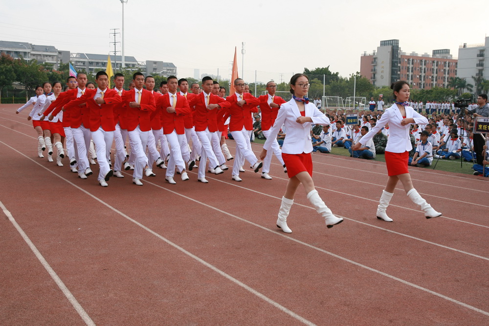 C:\Users\Administrator\Desktop\军训会操照片\军训会操照片\IMG_3063.JPG
