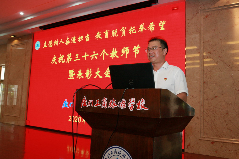 IMG_9900.JPG