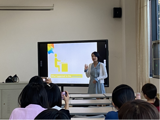 开展片段教学培训 提高教师教学技能487.png