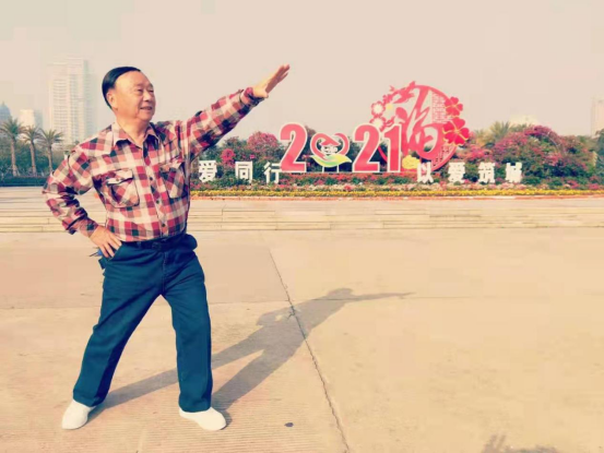 潇洒健步还童年--记厦门工商旅游学校春季健步行205.png